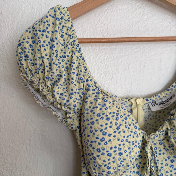 No Boundaries Midi Dress with Puff Sleeves Women's XS (0-2) - Picture 4 of 8